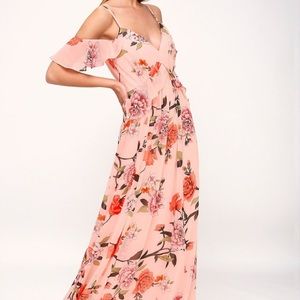 LULUS Floral Maxi Dress NWT size M